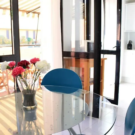 Appartement Duplex Beach, 2 Bedrooms, Terrace & Pool